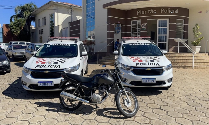 Adolescente é apreendido pela Polícia Militar após furtar motocicleta em Avaré