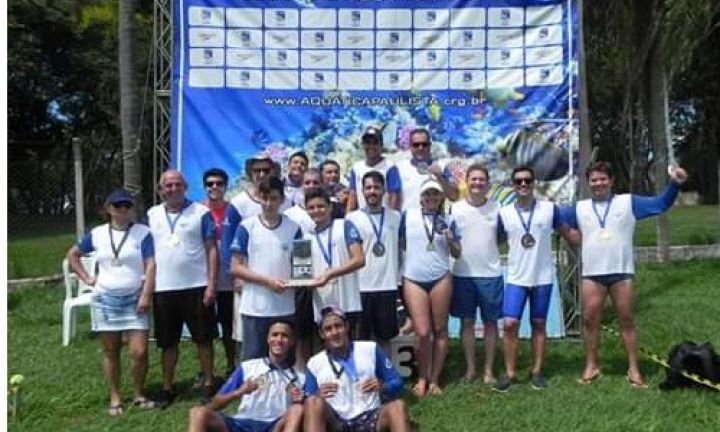 Nadadores de Avaré são vice-campeõs nas Maratonas Aquáticas