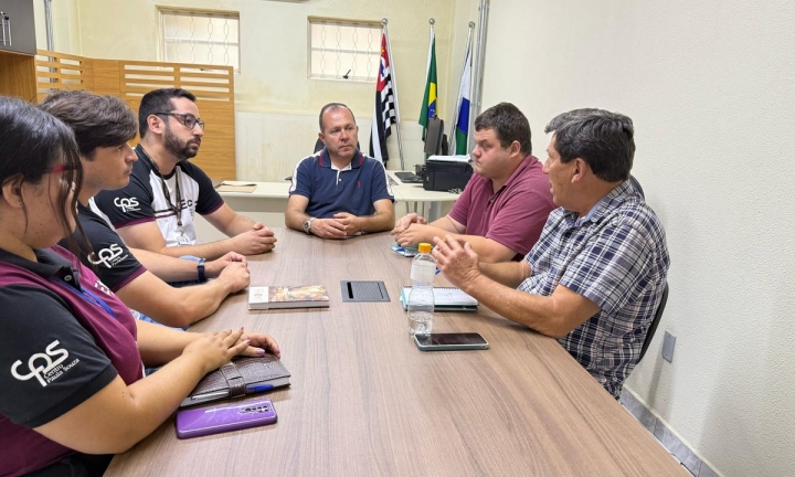 Indústria e Comércio e ETEC discutem parceria para realização de cursos