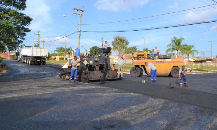 Prefeitura de Avaré promove recapeamento em ruas do Bairro Camargo