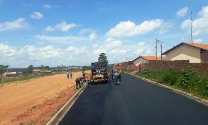 Prefeitura retoma pavimentação do anel viário