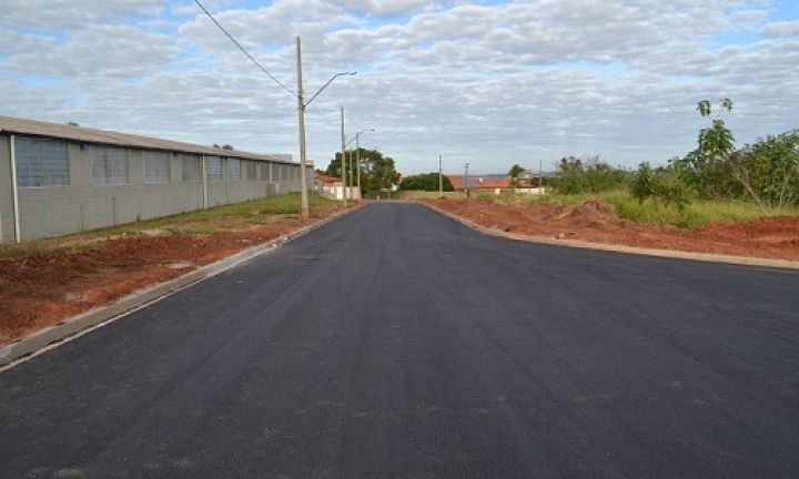 Pavimentação da Rua Albânia no Jardim Europa é concluída