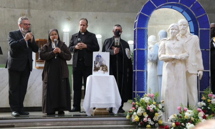 Reitor do Santuário de Alençon na França visita o município de Cerqueira César