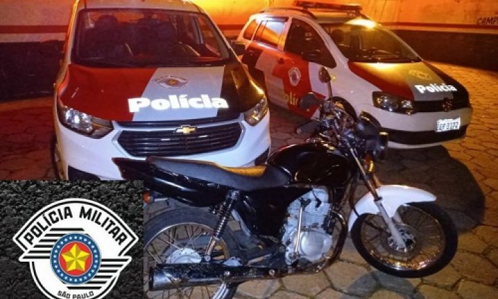 Polícia Militar recupera moto furtada em Arandu