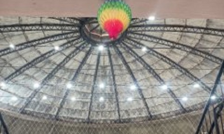 Ginásio Municipal de Esportes Kim Negrão recebe iluminação de LED