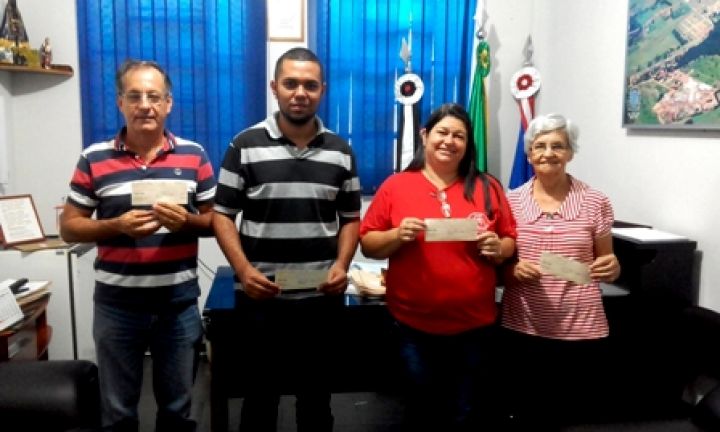 Prefeitura de Cerqueira César regulariza repasses à entidades
