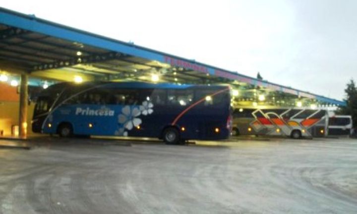 Funcionários do transporte paralisam serviços na região