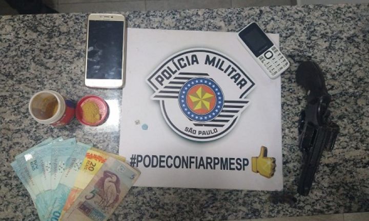 Segurança é baleado durante roubo em posto de combustível