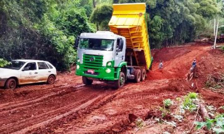 Prefeitura está recuperando acesso ao Royal Park