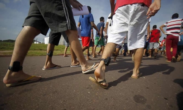 Senadores aprovam fim das saidinhas temporárias de presos em feriados