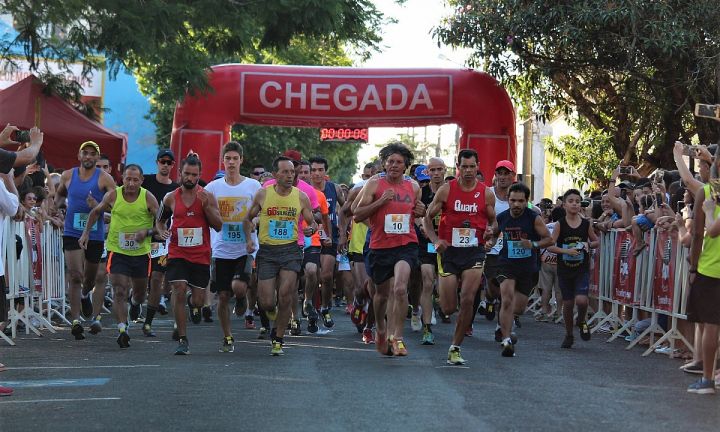 Atletas de 22 cidades disputaram a Corrida Elias de Almeida Ward