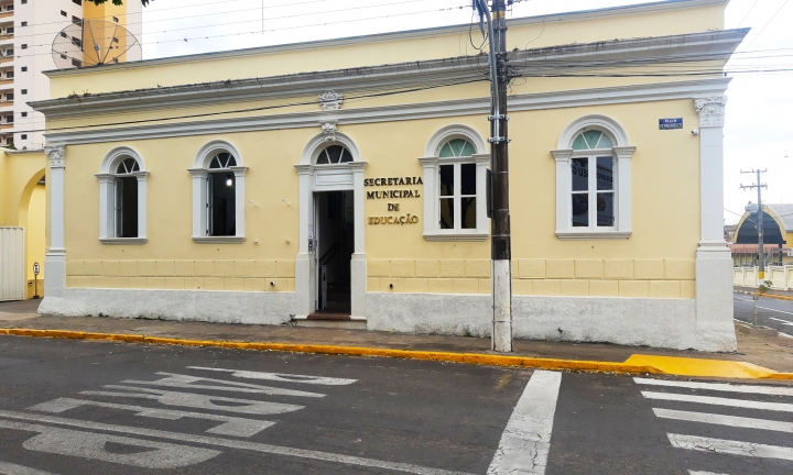 Rede Municipal reinicia aulas obrigatórias na quarta-feira, 3/11