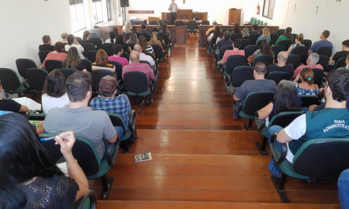Servidores participam de treinamento sobre plataforma digital que substitui papel
