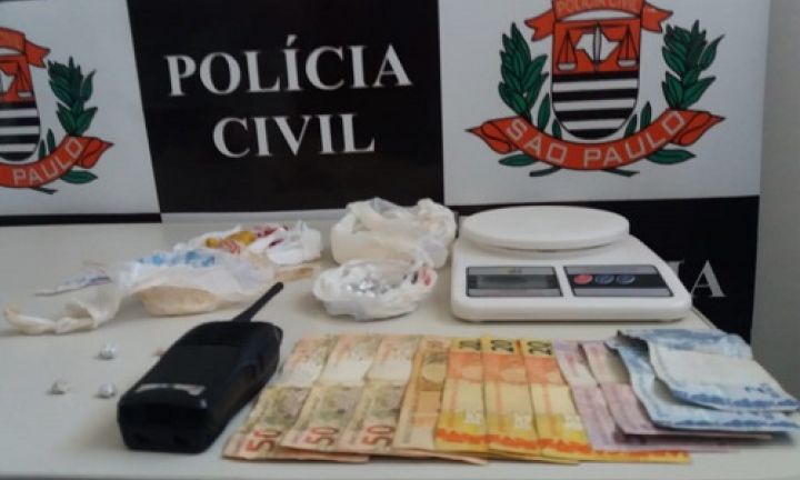 Polícia prende estudante em flagrante por tráfico de drogas