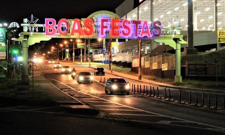 Decoração especial pela cidade coloca Avaré em clima de Natal