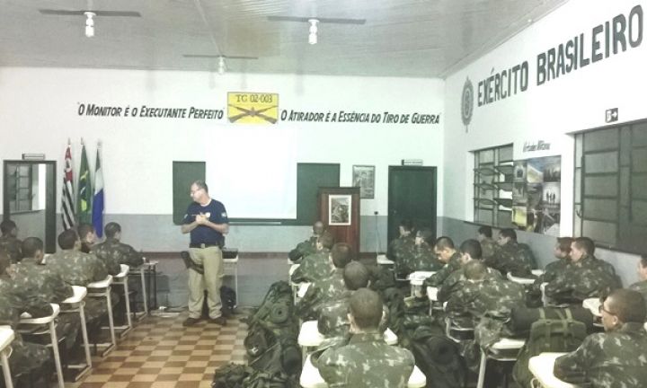 TG recebe a visita do Inspetor Faria da Polícia Rodoviária Federal