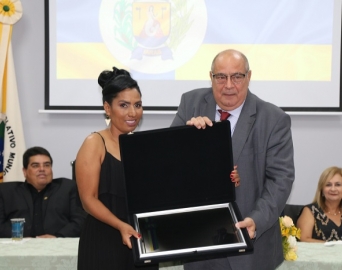 Presidente mantenedor da Eduvale recebe o título de Cidadão Iarense