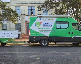 Governo Roberto Araujo investe em unidade móvel para ampliar serviços odontológicos