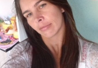 Rosilda Schneider Claro tinha sinais de enforcamento por corda.