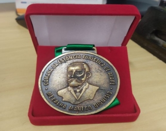 Medalha de Mérito Legislativo Maneco Dionísio será entregue no dia 11