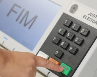 Sob risco de inelegibilidade, pré-candidatos devem se desincompatibilizar até este sábado