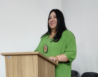 Delegada da DDM ministra palestra na OAB sobre violência contra a mulher