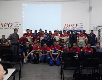 Polícia Militar realiza palestra na Menegazzo em Avaré