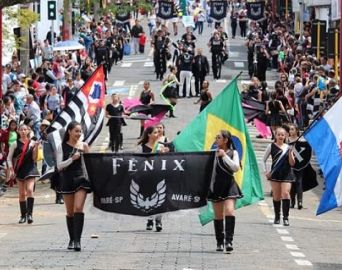 Tradicional desfile festivo comemora 158º aniversário de Avaré