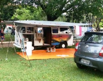 Evento em Avaré reuniu amantes de kombis e motorhomes