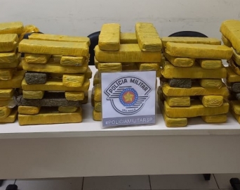 Homens são presos com mais de 80 tijolos de maconha em estrada rural de Avaré