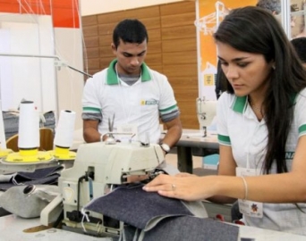 SENAI oferece cursos gratuitos para setor de vestuário