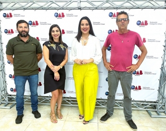 Em Cerqueira César, Magalhães se reuniu com a presidente local, Virginia Minetto, e sua diretoria