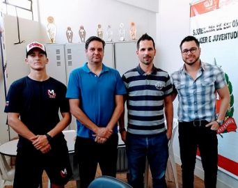 Quadra da Vila Esperança terá aulas de futsal e handebol