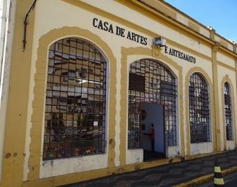 Casa de Artes e Artesanato celebra seus 33 anos de existência