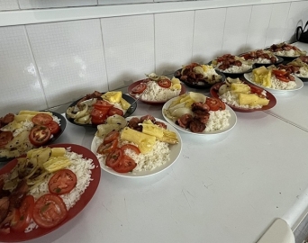 Horta Solidária incentiva plantio de alimentos orgânicos na Casa de Passagem