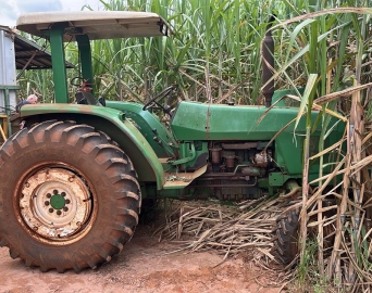 Polícia Civil recupera em Pratânia trator subtraído em área rural de Avaré