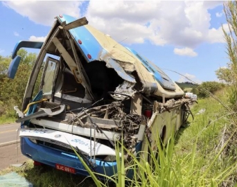 TRAGÉDIA EM TAGUAI: Motorista que causou 42 mortes vira réu