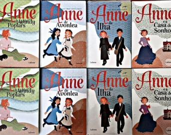 Obras da série Anne de Grren Gables na Feira Popular do Livro em Avaré