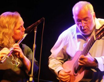 Arismar do Espírito Santo e Léa Freire em show inédito em Avaré