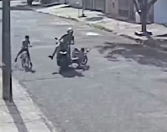Motociclista atropela criança e foge sem prestar socorro em Avaré