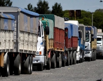Auxílio de R$ 1 mil para caminhoneiros começa a ser pago em 9 de agosto