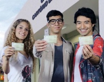 TSE promove campanha para incentivar jovens a tirar o título de eleitor