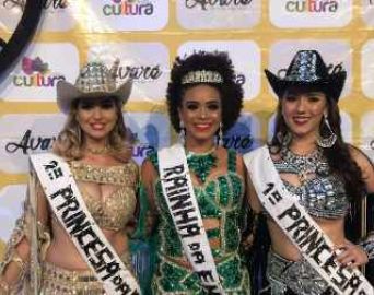 Nayara Pires é eleita a Rainha da 50ª Emapa