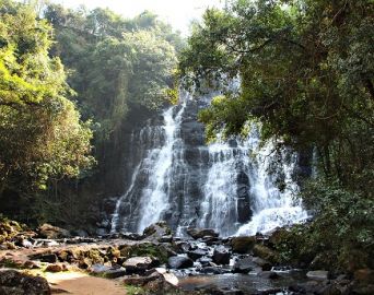 Cachoeiras na região: visitantes devem ter cuidado com cabeças d’água