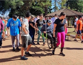 Projeto disponibiliza cadeiras adaptadas para trilhas no Horto Municipal