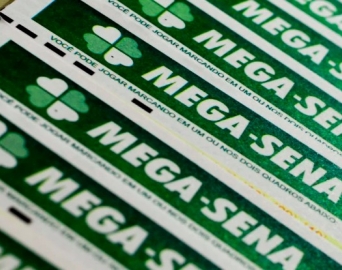Mega-Sena pode pagar nesta terça-feira 2º maior prêmio do ano: R$ 110 milhões