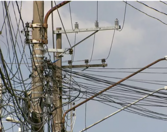 Fios fora de padrão são foco de força-tarefa para limpar a cidade