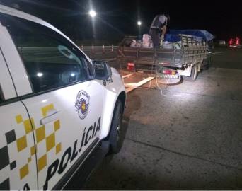 Caseiro é preso por furtar 4 toneladas de ração da granja onde trabalhava