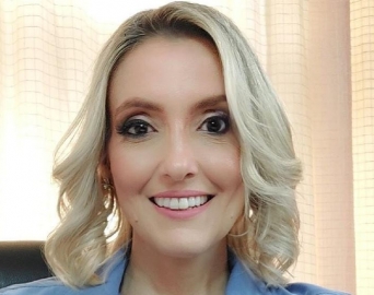 Carla Flores apresenta série de projetos para melhorar a vida dos avareenses