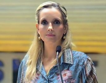 Carla Flores reforça importância da Visita Solidária para vítimas de violência doméstica
